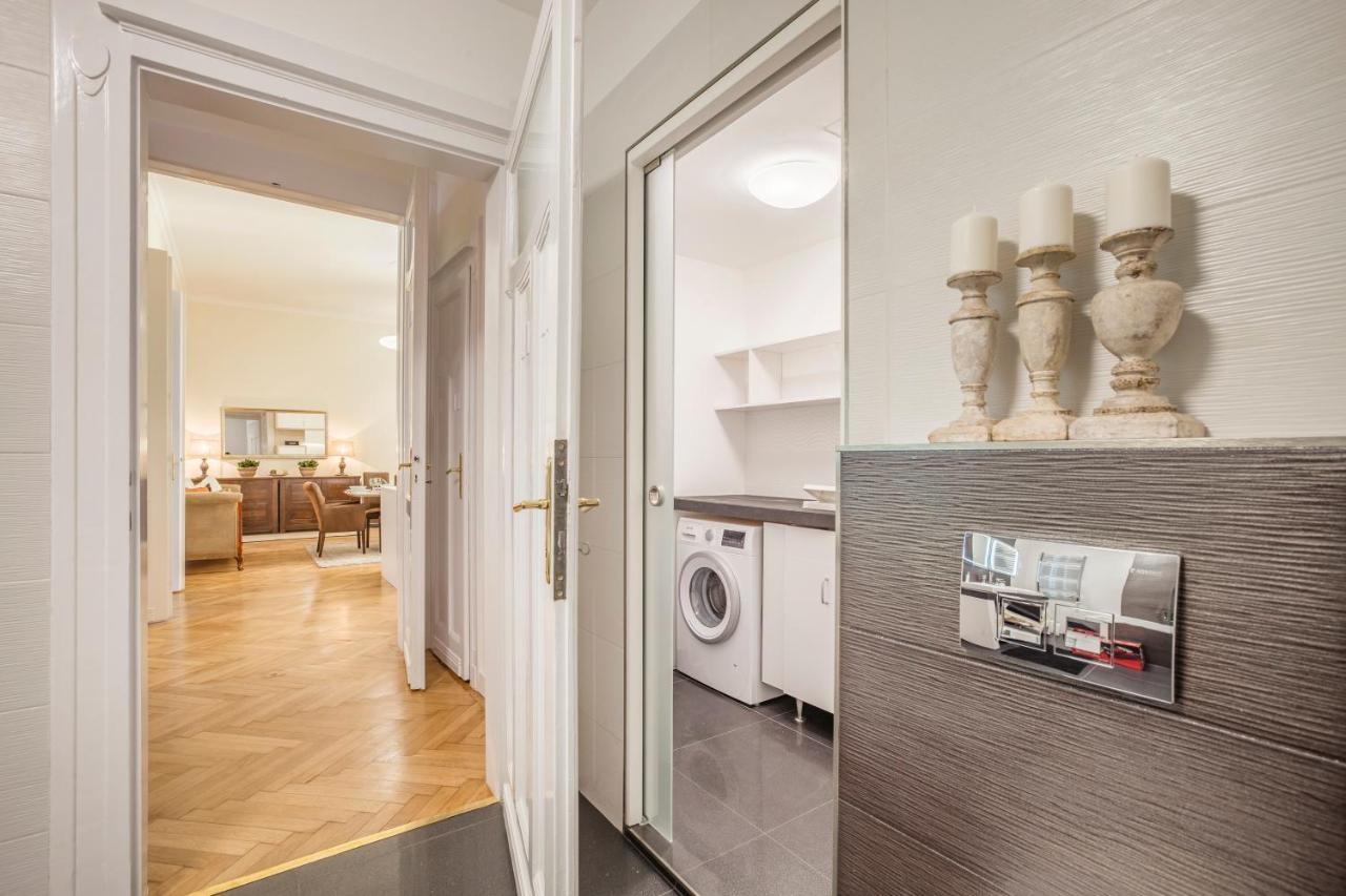 Modernized Unique Huge Central Apartment On 135Sqm Budapeste Exterior foto